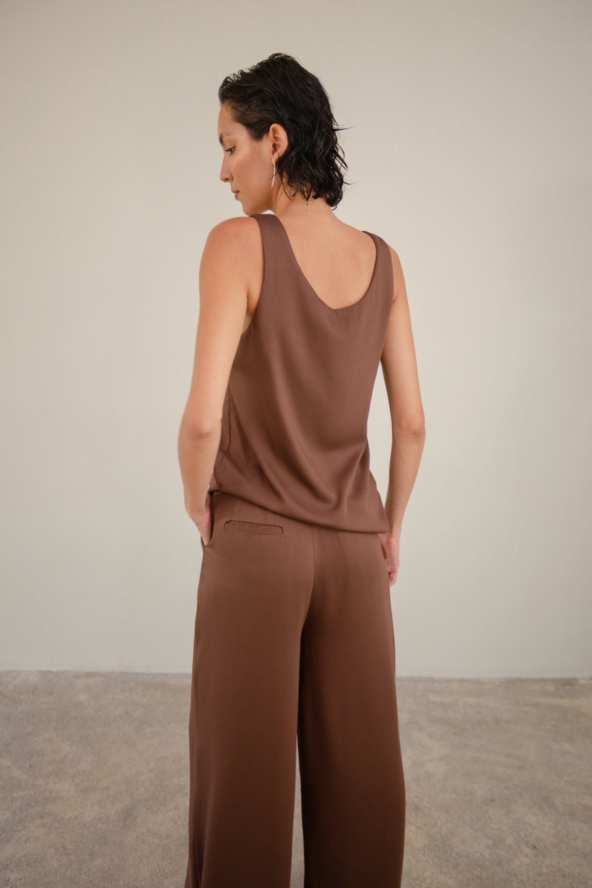 pantalona nina marrom
